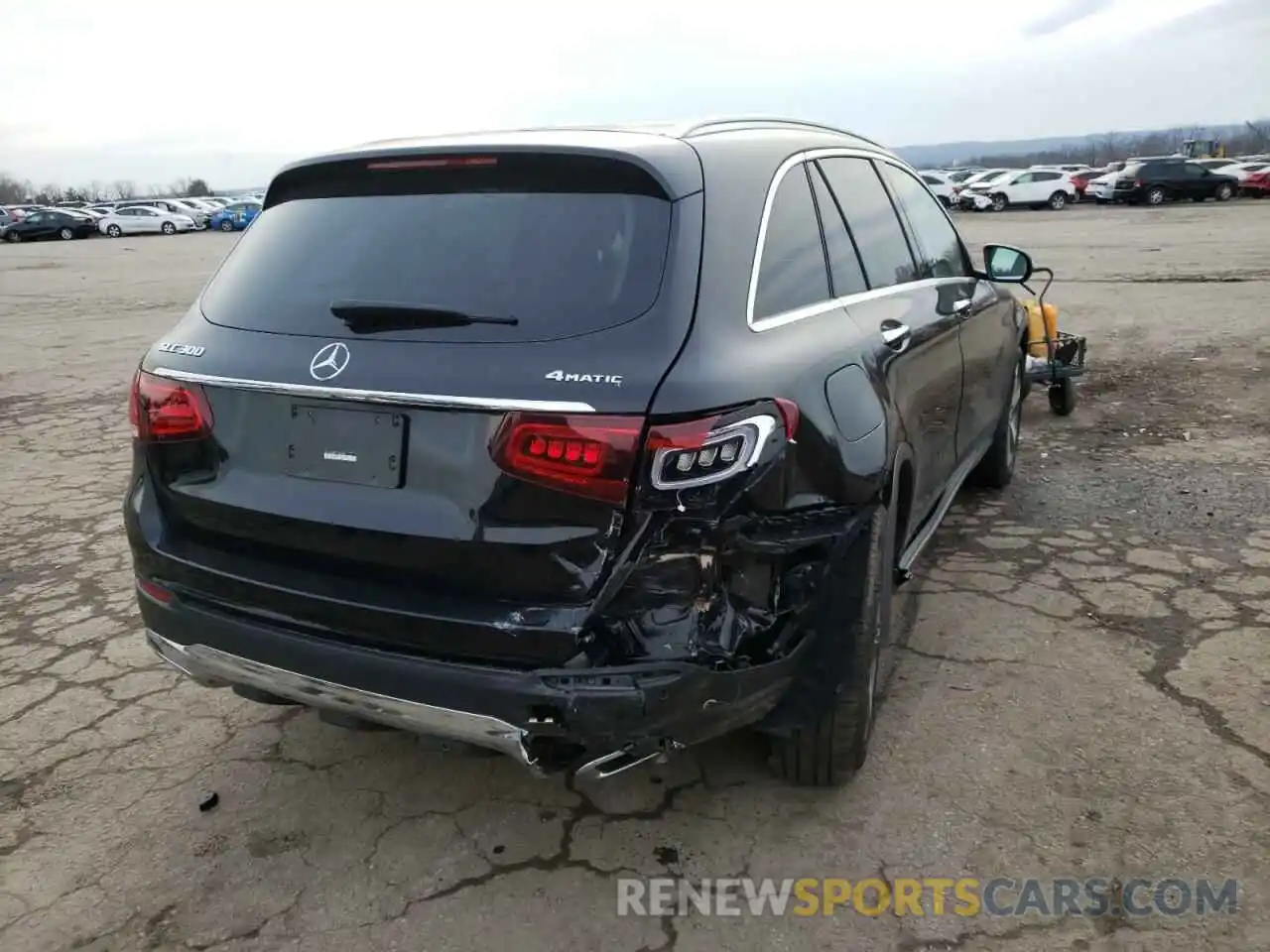 9 Photograph of a damaged car WDC0G8EB7LF696890 MERCEDES-BENZ GLC-CLASS 2020