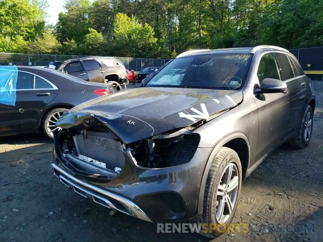 2 Photograph of a damaged car WDC0G8EB7LF704941 MERCEDES-BENZ GLC-CLASS 2020