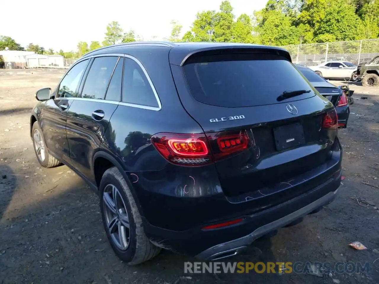 3 Photograph of a damaged car WDC0G8EB7LF704941 MERCEDES-BENZ GLC-CLASS 2020