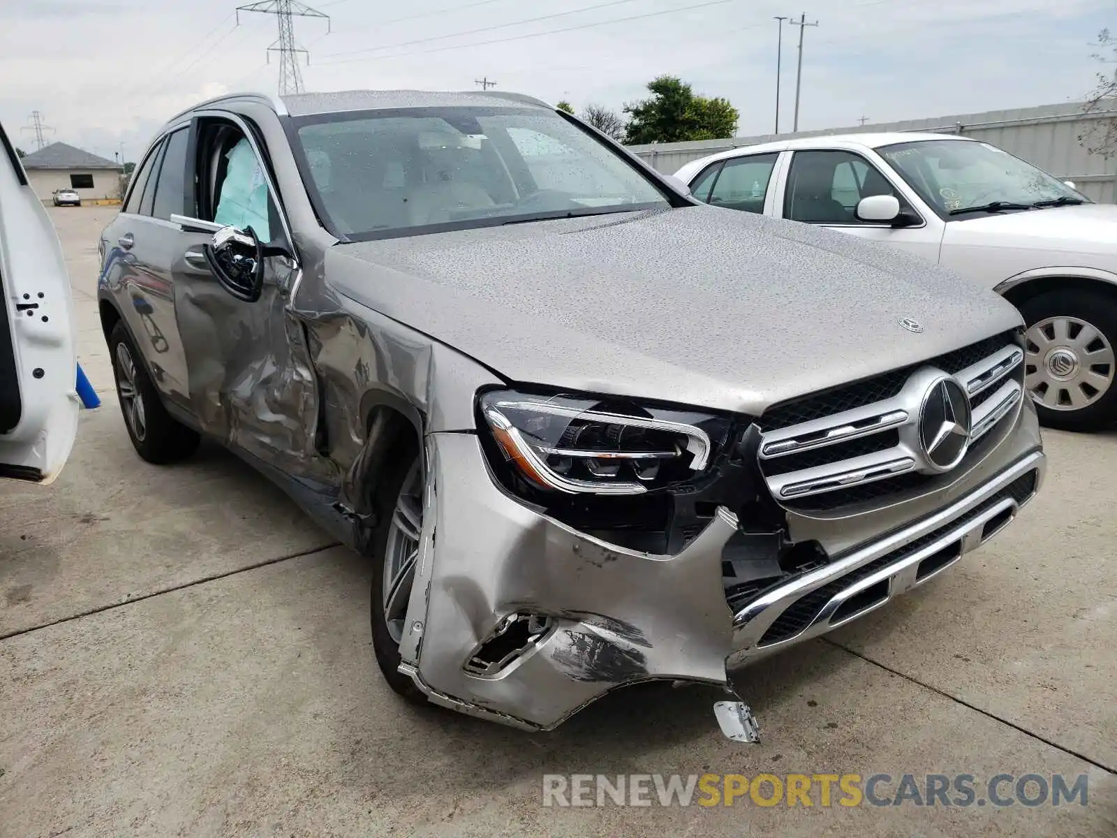 1 Photograph of a damaged car WDC0G8EB8LF711445 MERCEDES-BENZ GLC-CLASS 2020