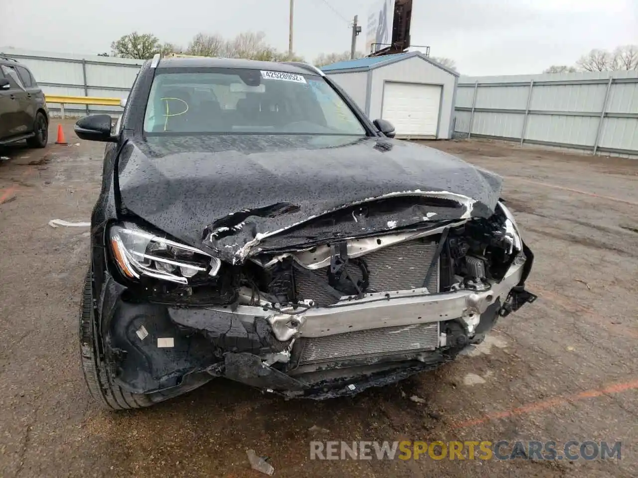 9 Photograph of a damaged car WDC0G8EB8LF743473 MERCEDES-BENZ GLC-CLASS 2020