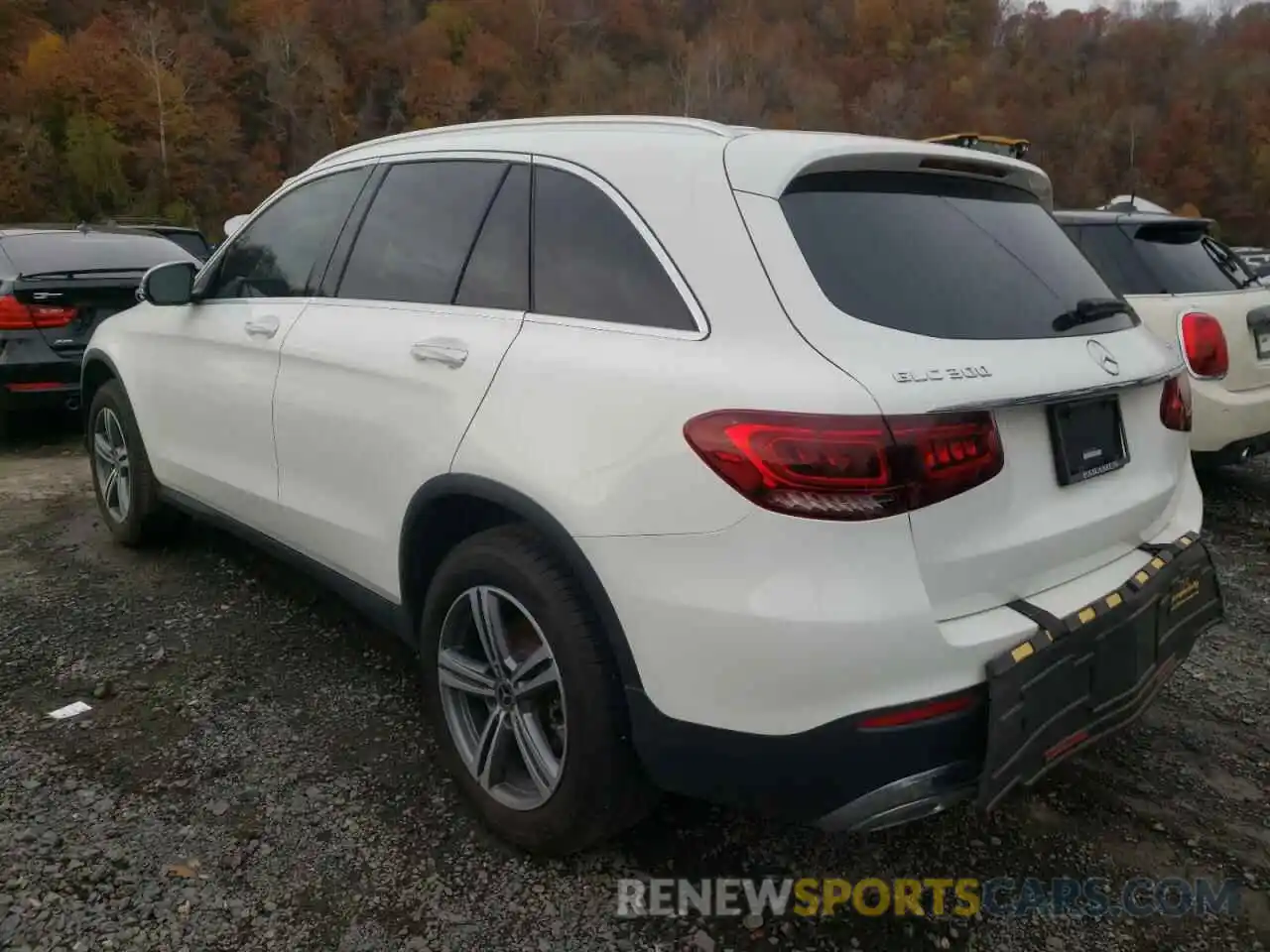 3 Photograph of a damaged car WDC0G8EB9LF692596 MERCEDES-BENZ GLC-CLASS 2020