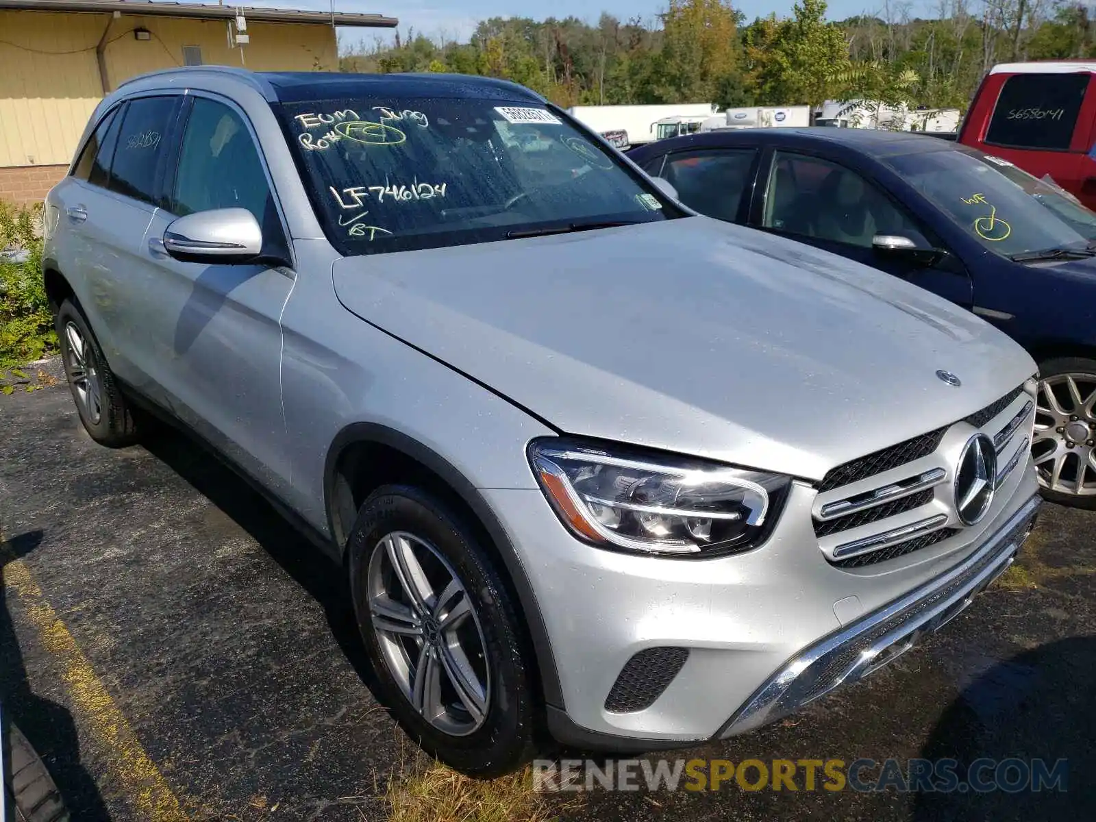 1 Photograph of a damaged car WDC0G8EB9LF746124 MERCEDES-BENZ GLC-CLASS 2020