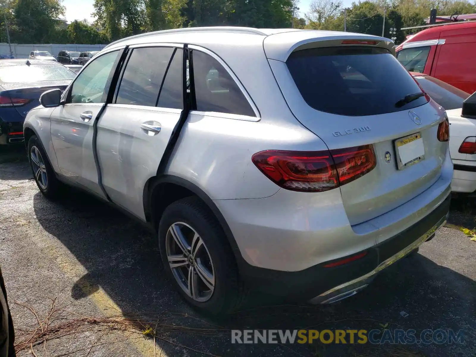 3 Photograph of a damaged car WDC0G8EB9LF746124 MERCEDES-BENZ GLC-CLASS 2020