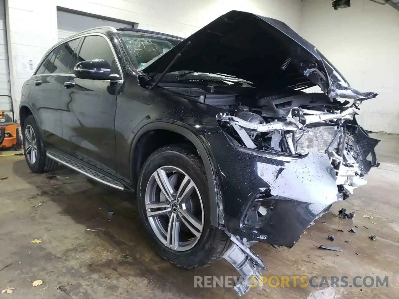 1 Photograph of a damaged car WDC0G8EBXLF697919 MERCEDES-BENZ GLC-CLASS 2020