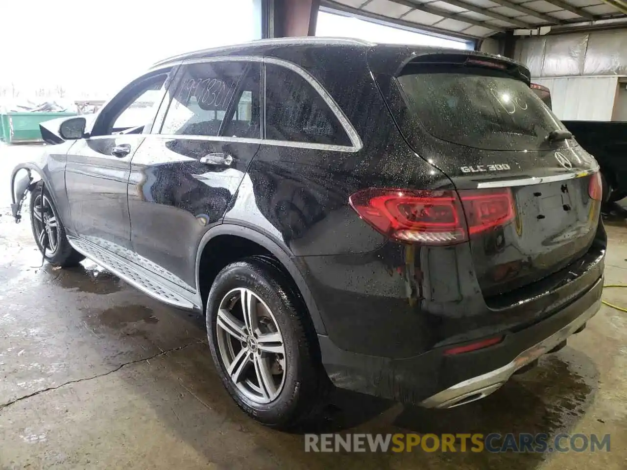 3 Photograph of a damaged car WDC0G8EBXLF697919 MERCEDES-BENZ GLC-CLASS 2020