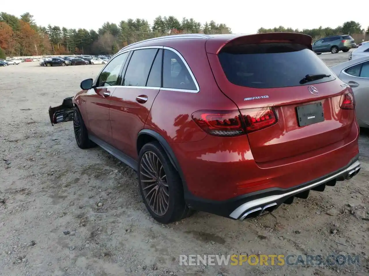 3 Photograph of a damaged car WDC0G8JB2LF696978 MERCEDES-BENZ GLC-CLASS 2020