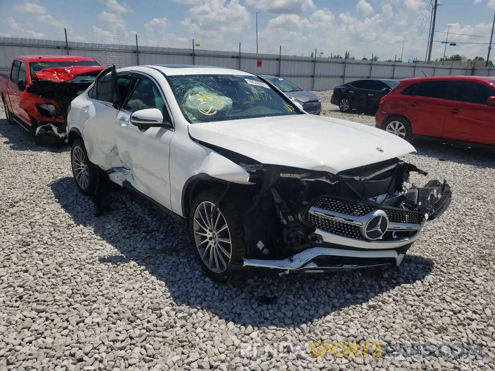 1 Photograph of a damaged car WDC0J8EB5LF741214 MERCEDES-BENZ GLC-CLASS 2020