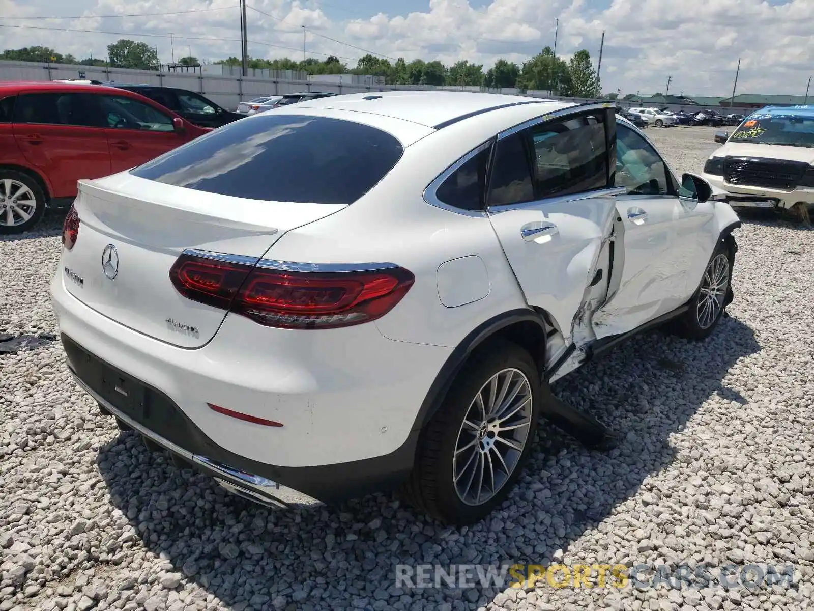 4 Photograph of a damaged car WDC0J8EB5LF741214 MERCEDES-BENZ GLC-CLASS 2020