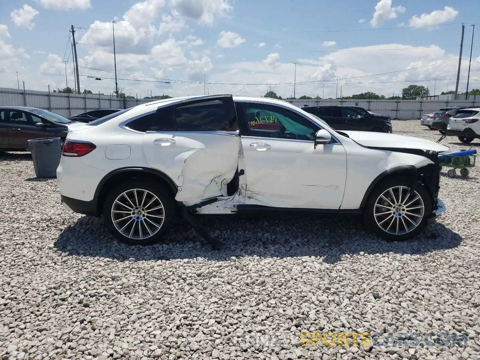 9 Photograph of a damaged car WDC0J8EB5LF741214 MERCEDES-BENZ GLC-CLASS 2020