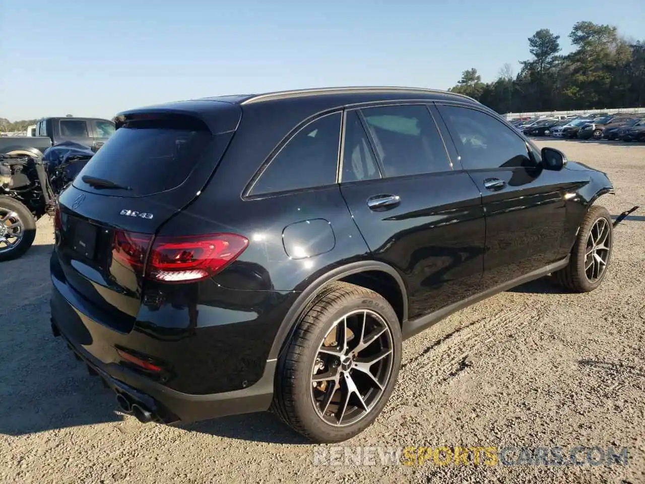 4 Photograph of a damaged car W1N0G6EB3MF949806 MERCEDES-BENZ GLC-CLASS 2021