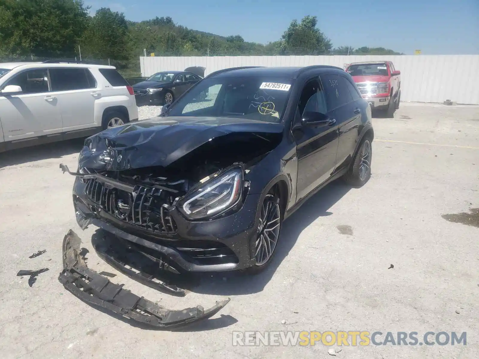 2 Photograph of a damaged car W1N0G6EB5MF923157 MERCEDES-BENZ GLC-CLASS 2021