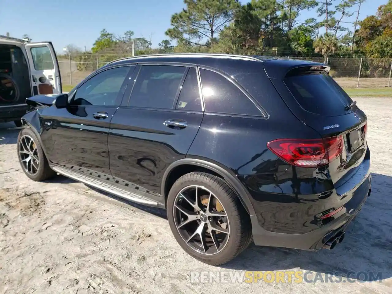 2 Photograph of a damaged car W1N0G6EB8MF921547 MERCEDES-BENZ GLC-CLASS 2021