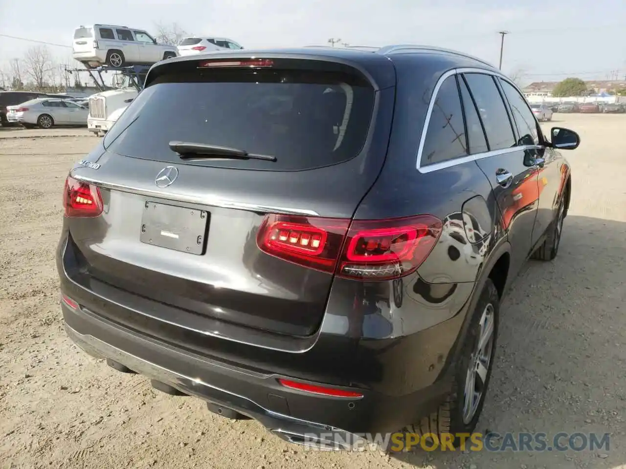 4 Фотография поврежденного автомобиля W1N0G8DB0MV264469 MERCEDES-BENZ GLC-CLASS 2021