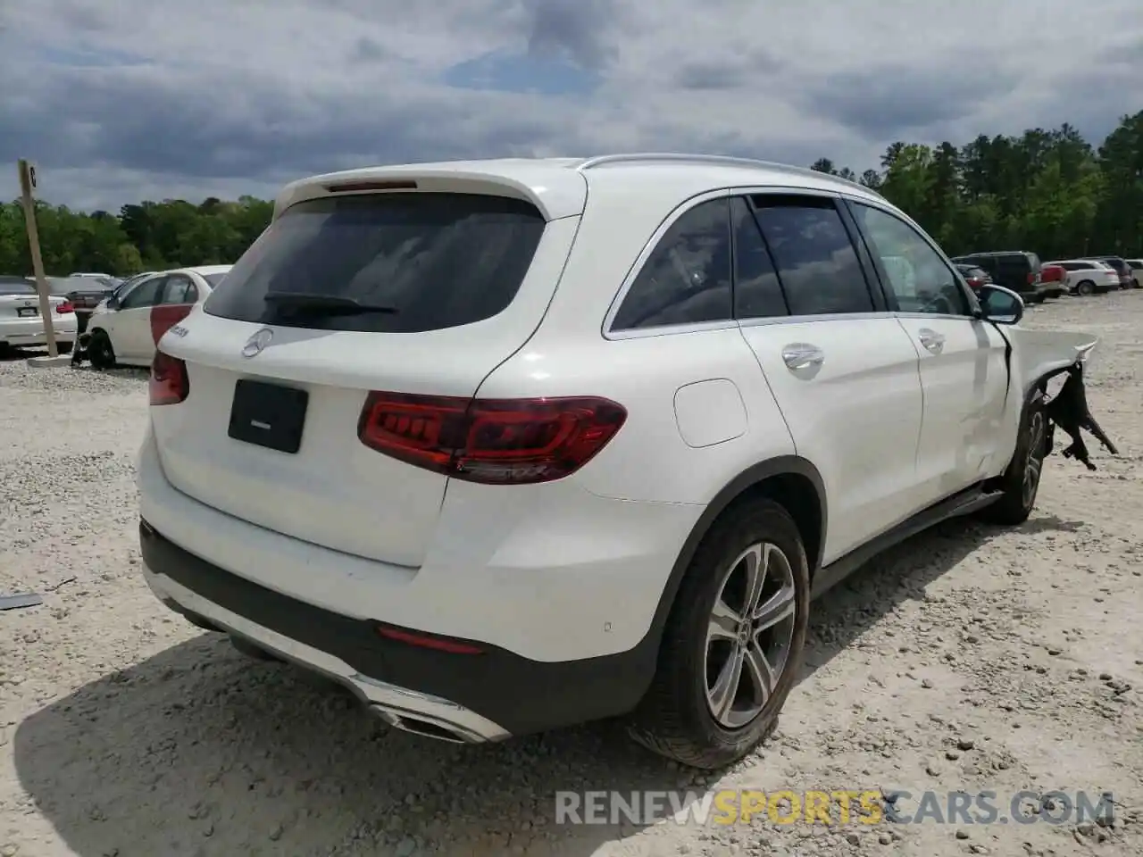 4 Фотография поврежденного автомобиля W1N0G8DB1MV294189 MERCEDES-BENZ GLC-CLASS 2021