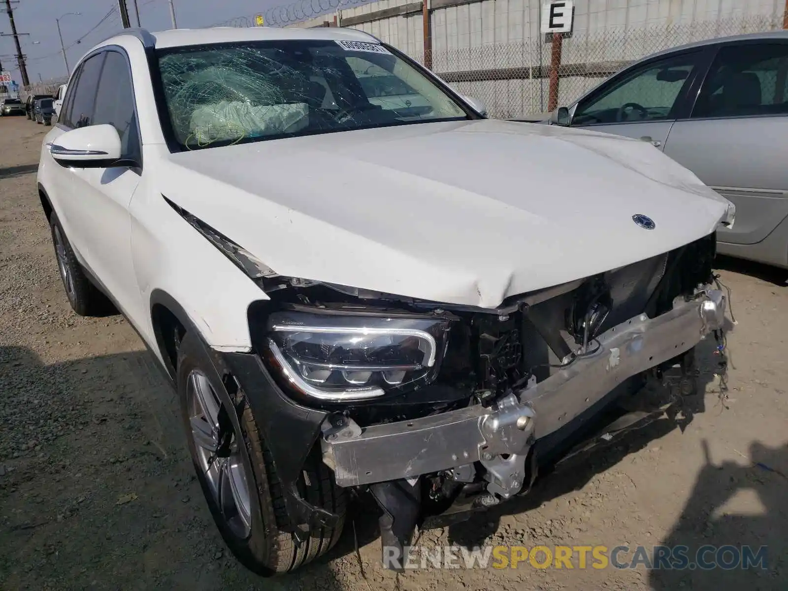 1 Photograph of a damaged car W1N0G8DB1MV306762 MERCEDES-BENZ GLC-CLASS 2021