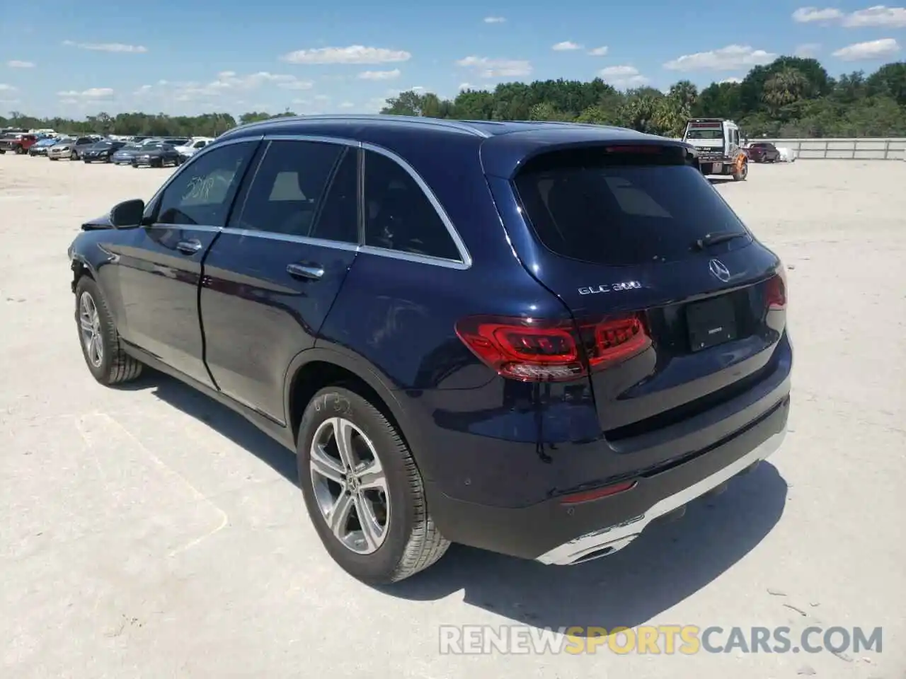 3 Photograph of a damaged car W1N0G8DB2MG008743 MERCEDES-BENZ GLC-CLASS 2021