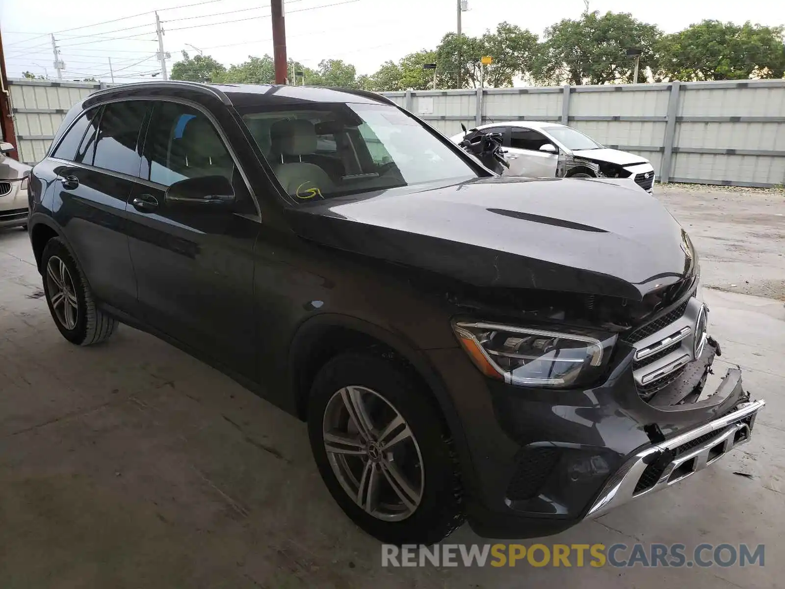 1 Photograph of a damaged car W1N0G8DB2MV268295 MERCEDES-BENZ GLC-CLASS 2021