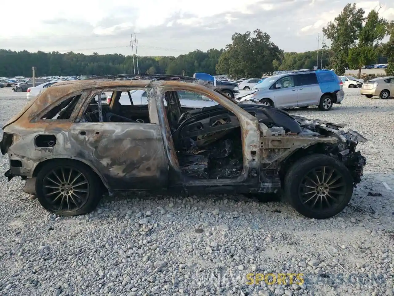 9 Photograph of a damaged car W1N0G8DB3MV265261 MERCEDES-BENZ GLC-CLASS 2021