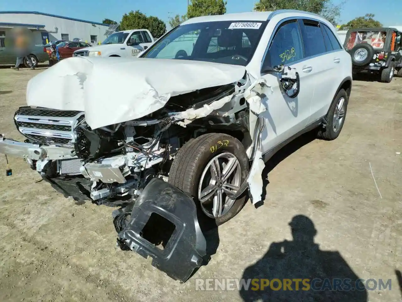 2 Photograph of a damaged car W1N0G8DB4MF941260 MERCEDES-BENZ GLC-CLASS 2021