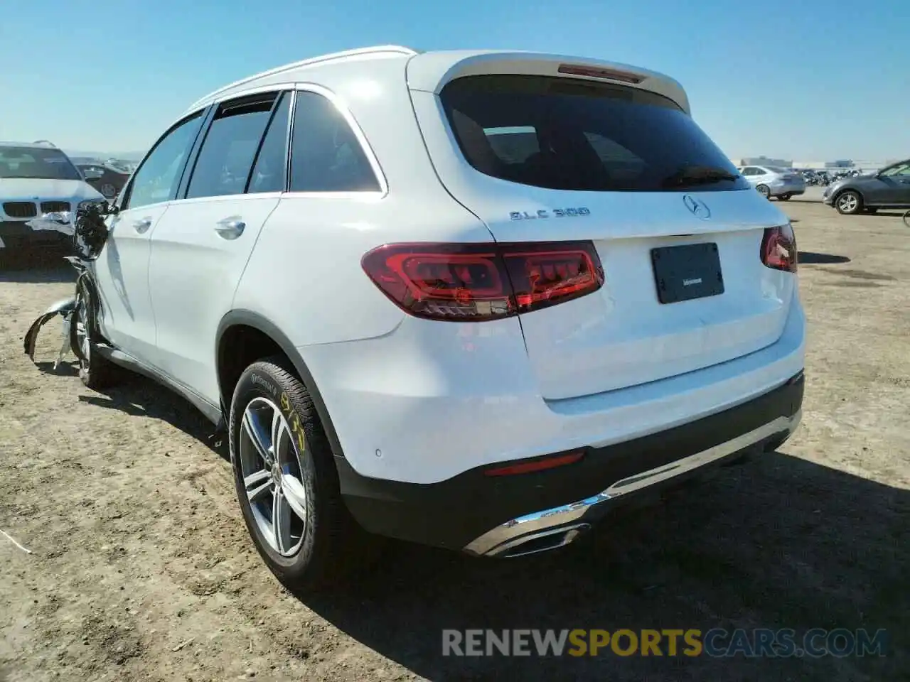 3 Photograph of a damaged car W1N0G8DB4MF941260 MERCEDES-BENZ GLC-CLASS 2021