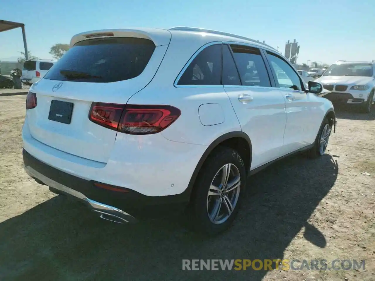 4 Photograph of a damaged car W1N0G8DB4MF941260 MERCEDES-BENZ GLC-CLASS 2021