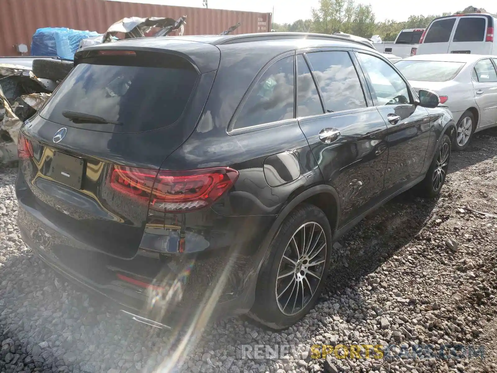 4 Photograph of a damaged car W1N0G8DB4MV266130 MERCEDES-BENZ GLC-CLASS 2021