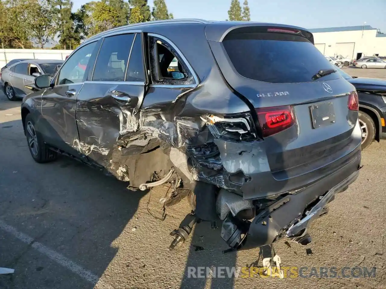 2 Photograph of a damaged car W1N0G8DB4MV294915 MERCEDES-BENZ GLC-CLASS 2021