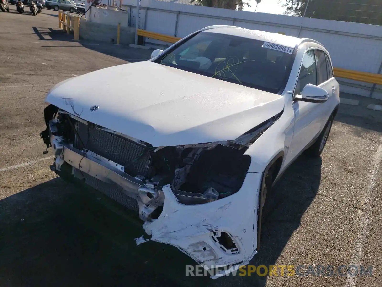 2 Photograph of a damaged car W1N0G8DB6MF891445 MERCEDES-BENZ GLC-CLASS 2021