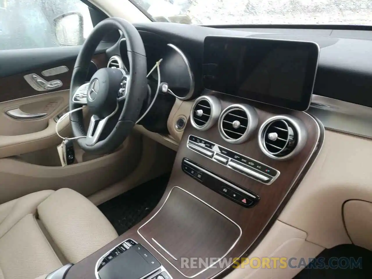 9 Фотография поврежденного автомобиля W1N0G8DB6MF902721 MERCEDES-BENZ GLC-CLASS 2021