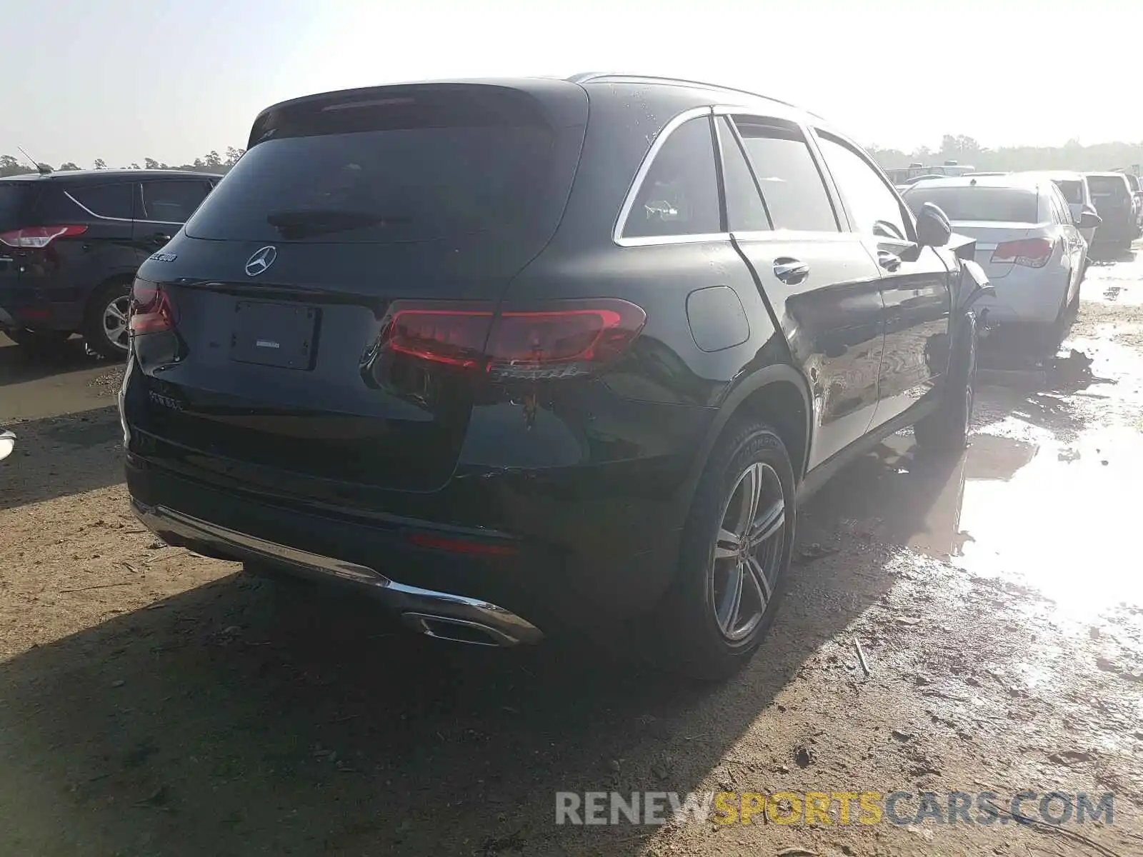 4 Фотография поврежденного автомобиля W1N0G8DB7MV284234 MERCEDES-BENZ GLC-CLASS 2021