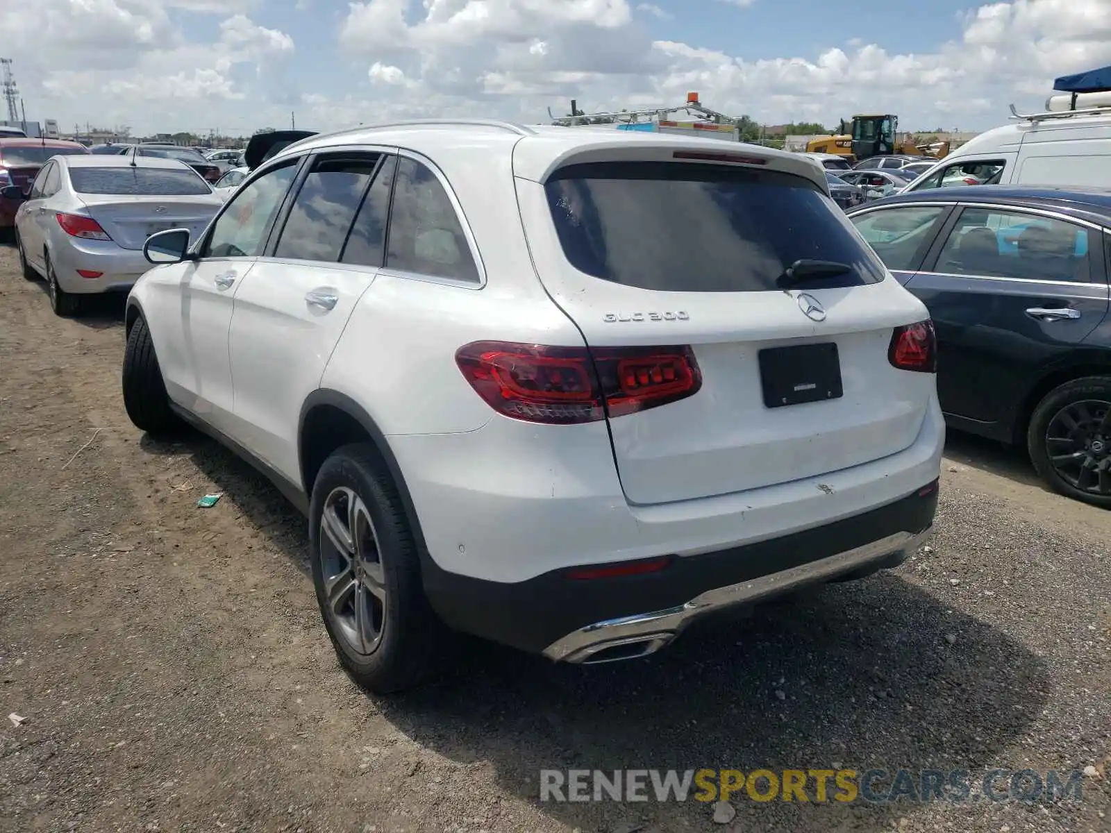 3 Photograph of a damaged car W1N0G8DB8MF895318 MERCEDES-BENZ GLC-CLASS 2021