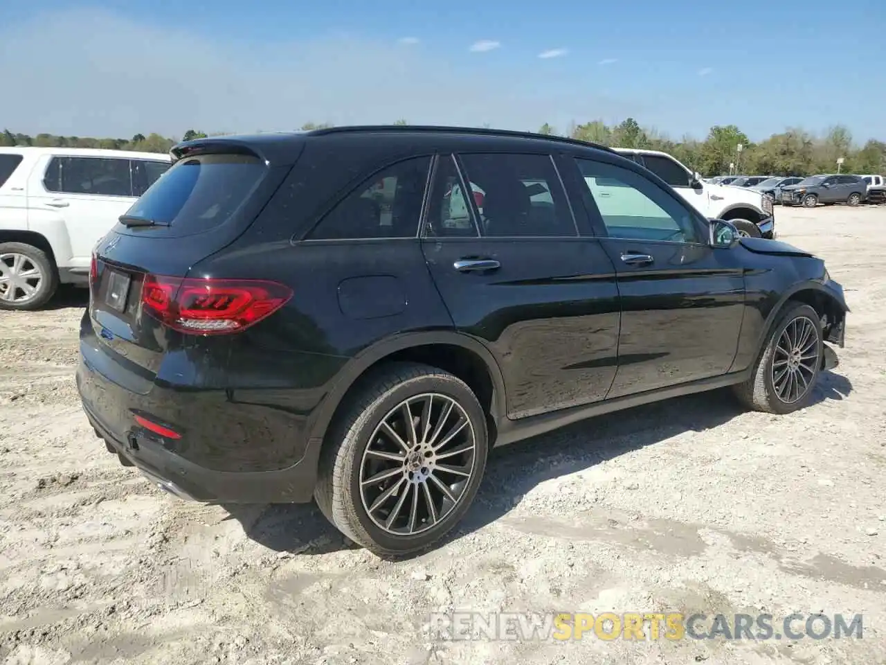 3 Photograph of a damaged car W1N0G8DB8MV266230 MERCEDES-BENZ GLC-CLASS 2021