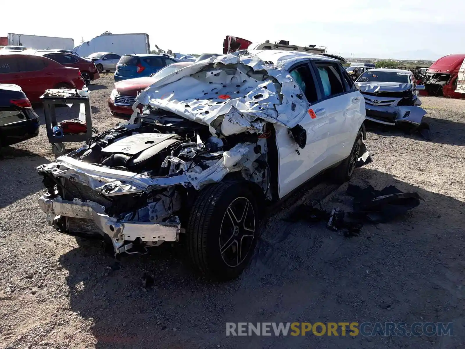 2 Photograph of a damaged car W1N0G8DB8MV269371 MERCEDES-BENZ GLC-CLASS 2021