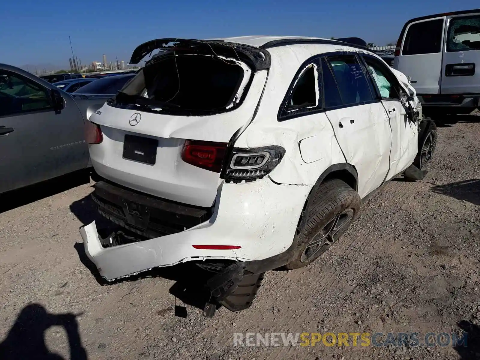 4 Photograph of a damaged car W1N0G8DB8MV269371 MERCEDES-BENZ GLC-CLASS 2021