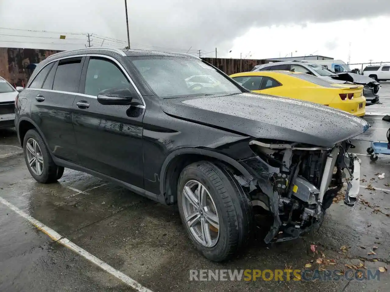 4 Photograph of a damaged car W1N0G8DB8MV293072 MERCEDES-BENZ GLC-CLASS 2021