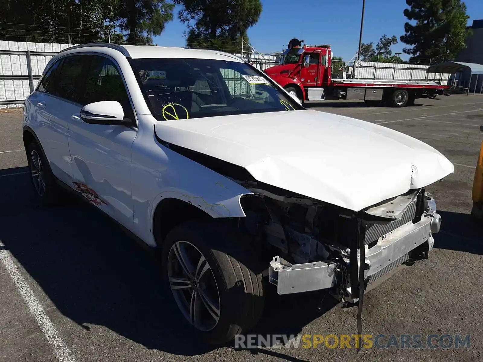 1 Photograph of a damaged car W1N0G8DB9MF871318 MERCEDES-BENZ GLC-CLASS 2021