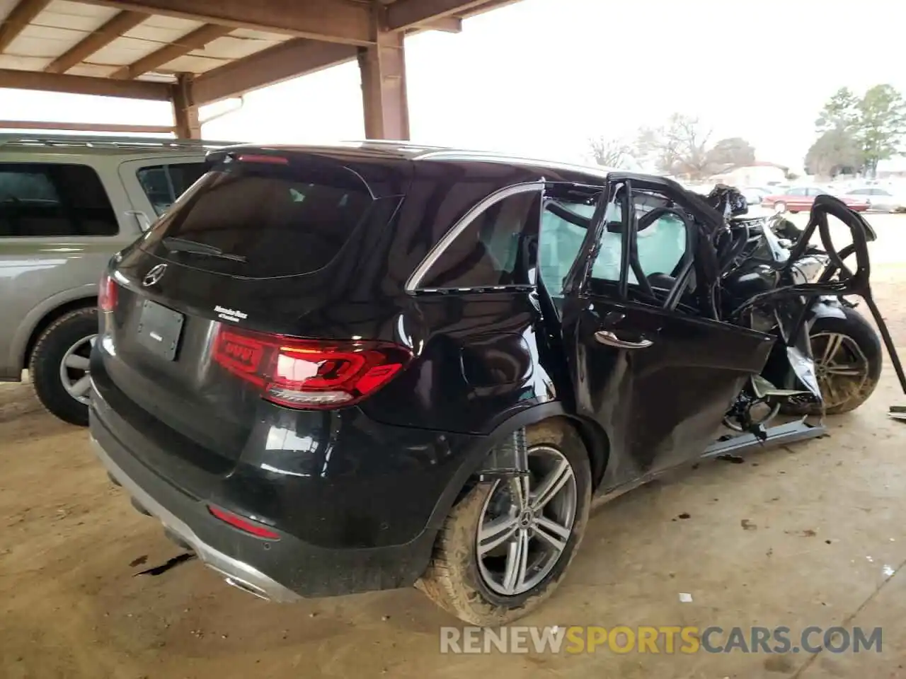 4 Photograph of a damaged car W1N0G8DB9MV316570 MERCEDES-BENZ GLC-CLASS 2021