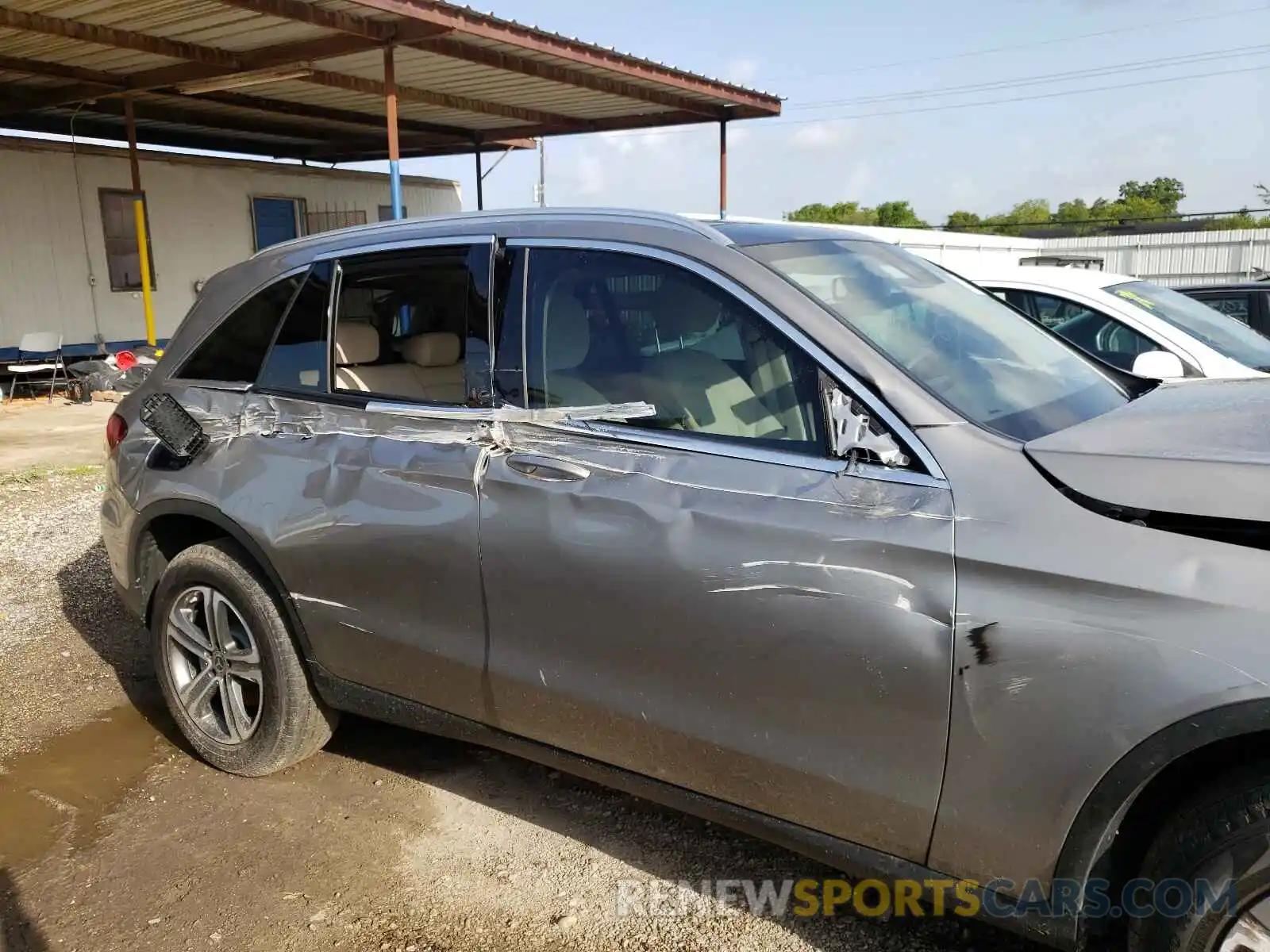 9 Photograph of a damaged car W1N0G8DBXMV283093 MERCEDES-BENZ GLC-CLASS 2021