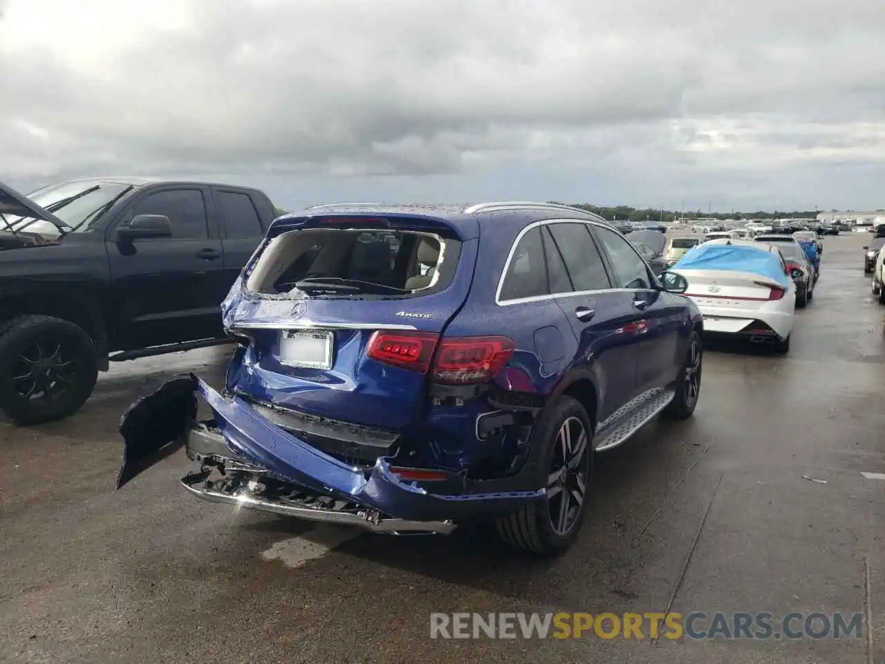 4 Photograph of a damaged car W1N0G8EB0MF893125 MERCEDES-BENZ GLC-CLASS 2021