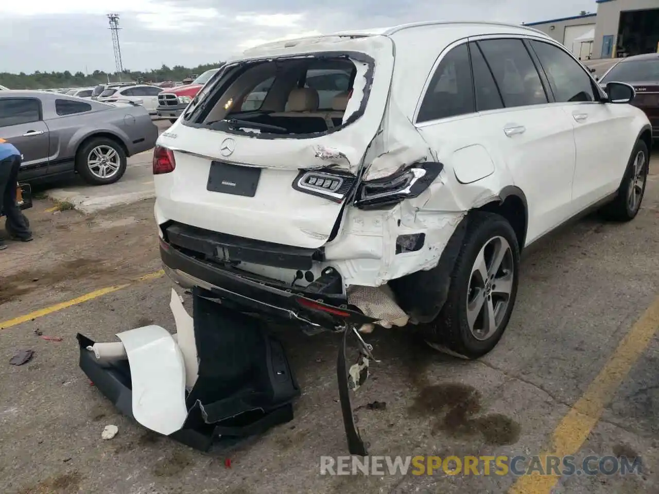 9 Photograph of a damaged car W1N0G8EB1MF885261 MERCEDES-BENZ GLC-CLASS 2021