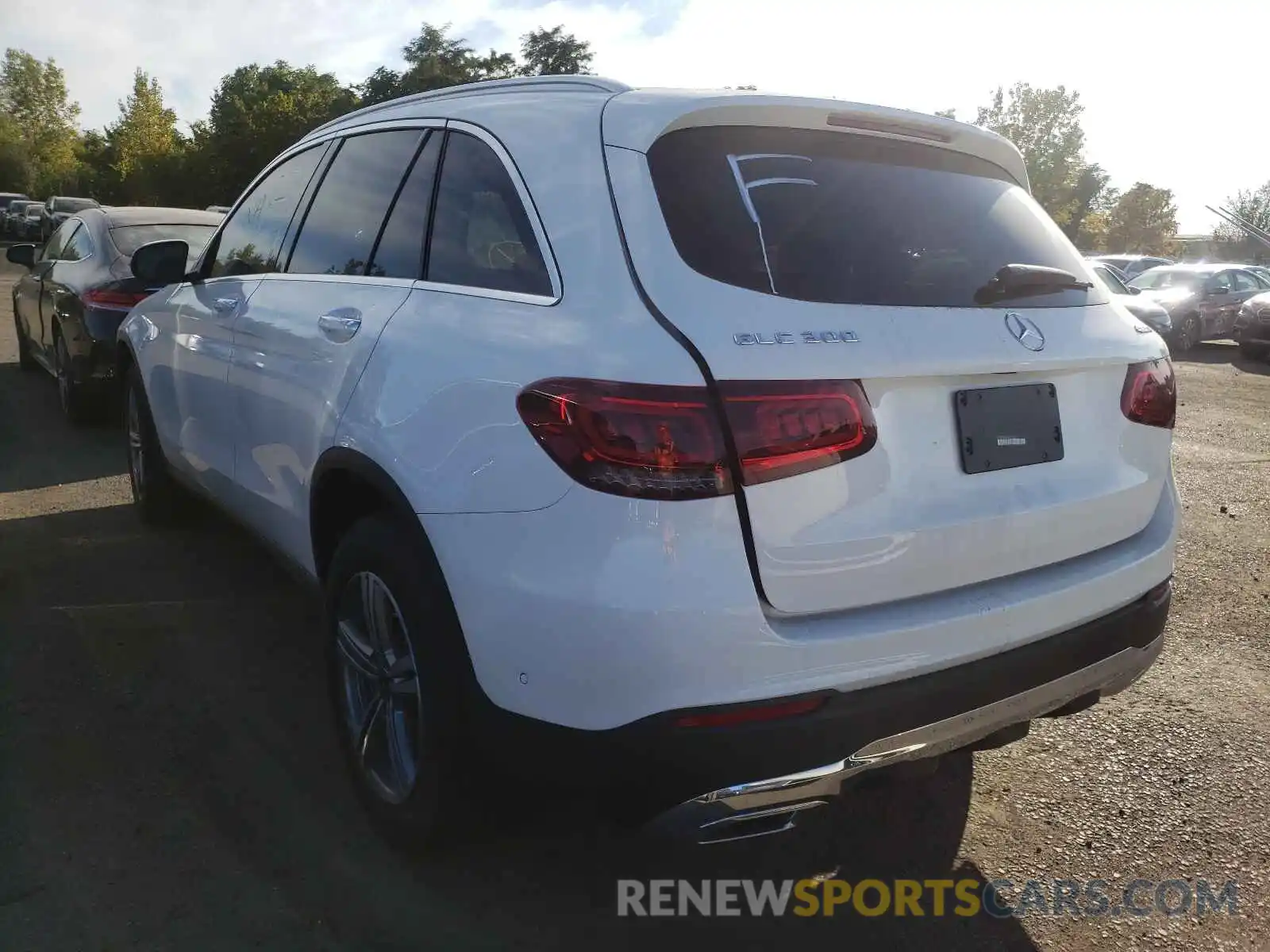 3 Photograph of a damaged car W1N0G8EB1MF914032 MERCEDES-BENZ GLC-CLASS 2021