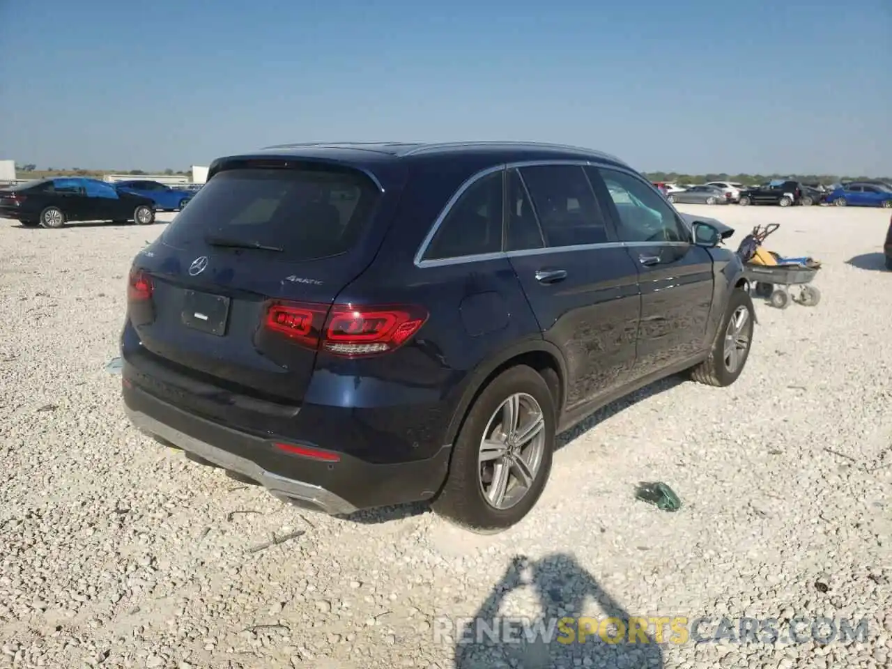 4 Photograph of a damaged car W1N0G8EB2MF902083 MERCEDES-BENZ GLC-CLASS 2021