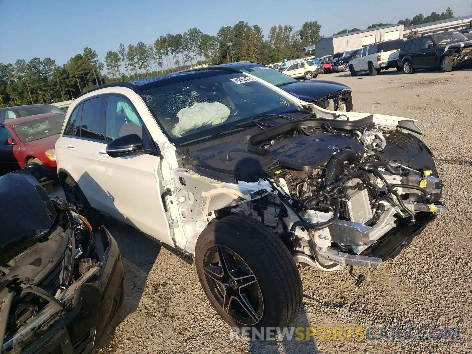 1 Photograph of a damaged car W1N0G8EB2MF959142 MERCEDES-BENZ GLC-CLASS 2021