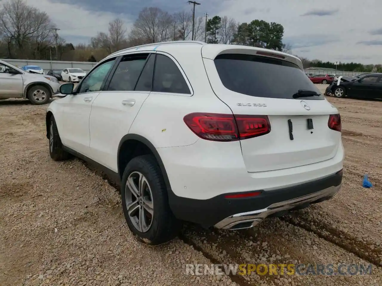 3 Photograph of a damaged car W1N0G8EB2MV309474 MERCEDES-BENZ GLC-CLASS 2021