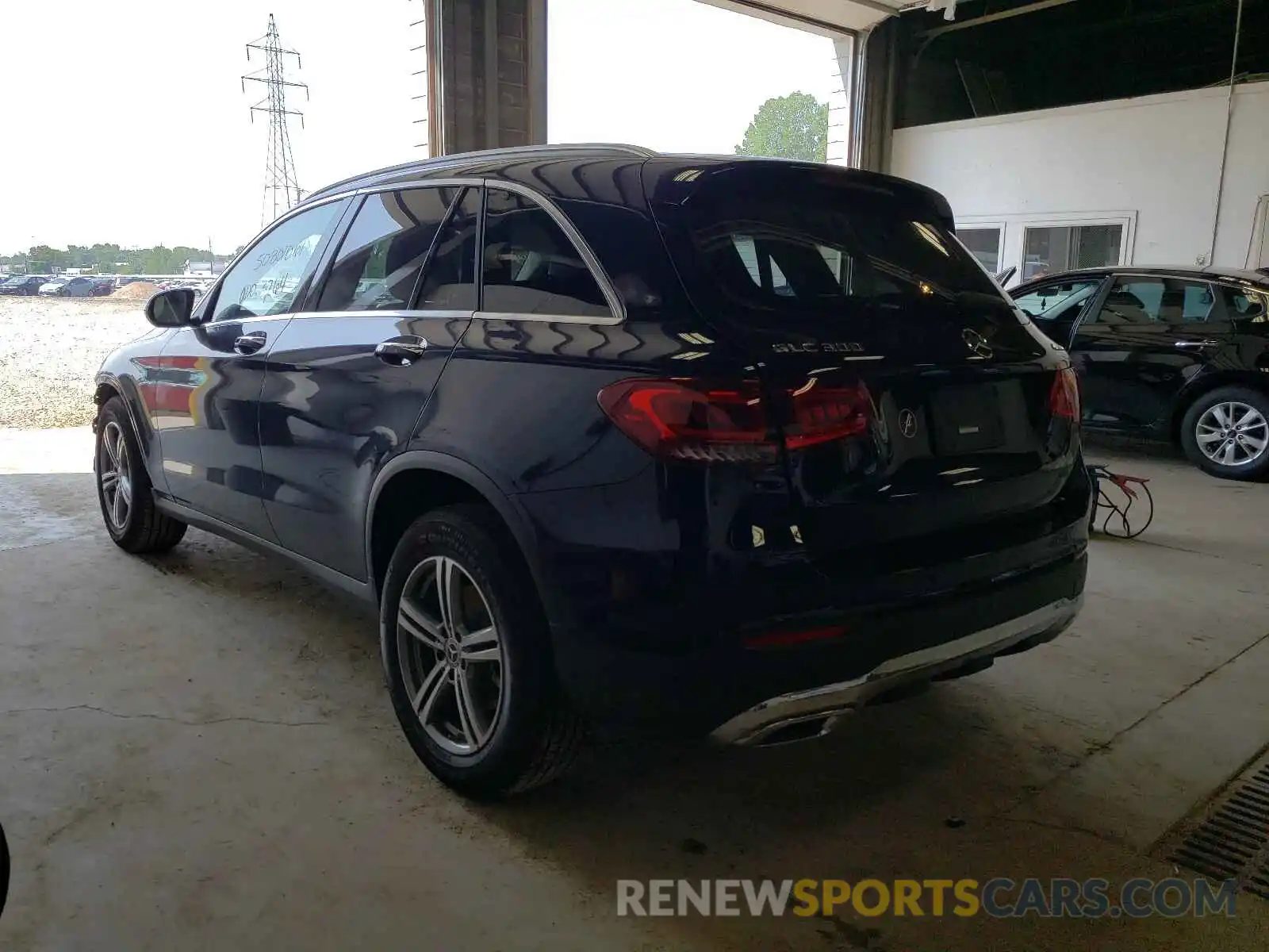 3 Photograph of a damaged car W1N0G8EB3MF897637 MERCEDES-BENZ GLC-CLASS 2021