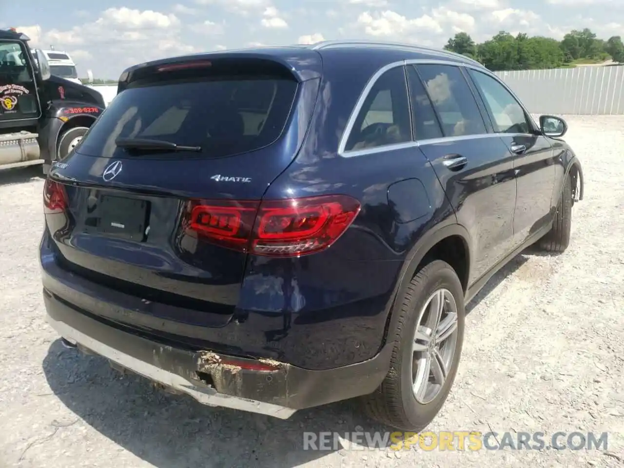 4 Photograph of a damaged car W1N0G8EB3MF976032 MERCEDES-BENZ GLC-CLASS 2021