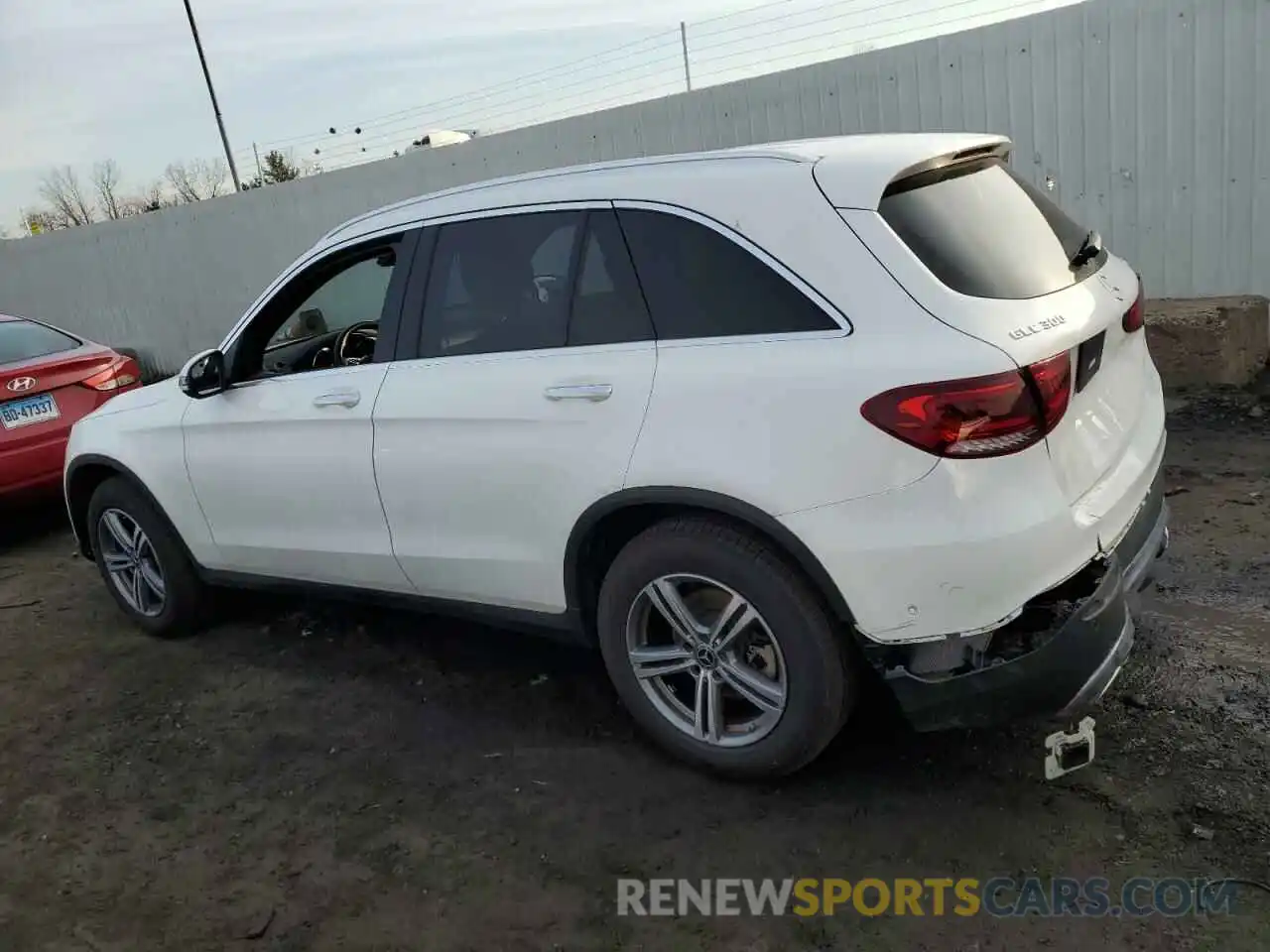 2 Photograph of a damaged car W1N0G8EB3MV281734 MERCEDES-BENZ GLC-CLASS 2021