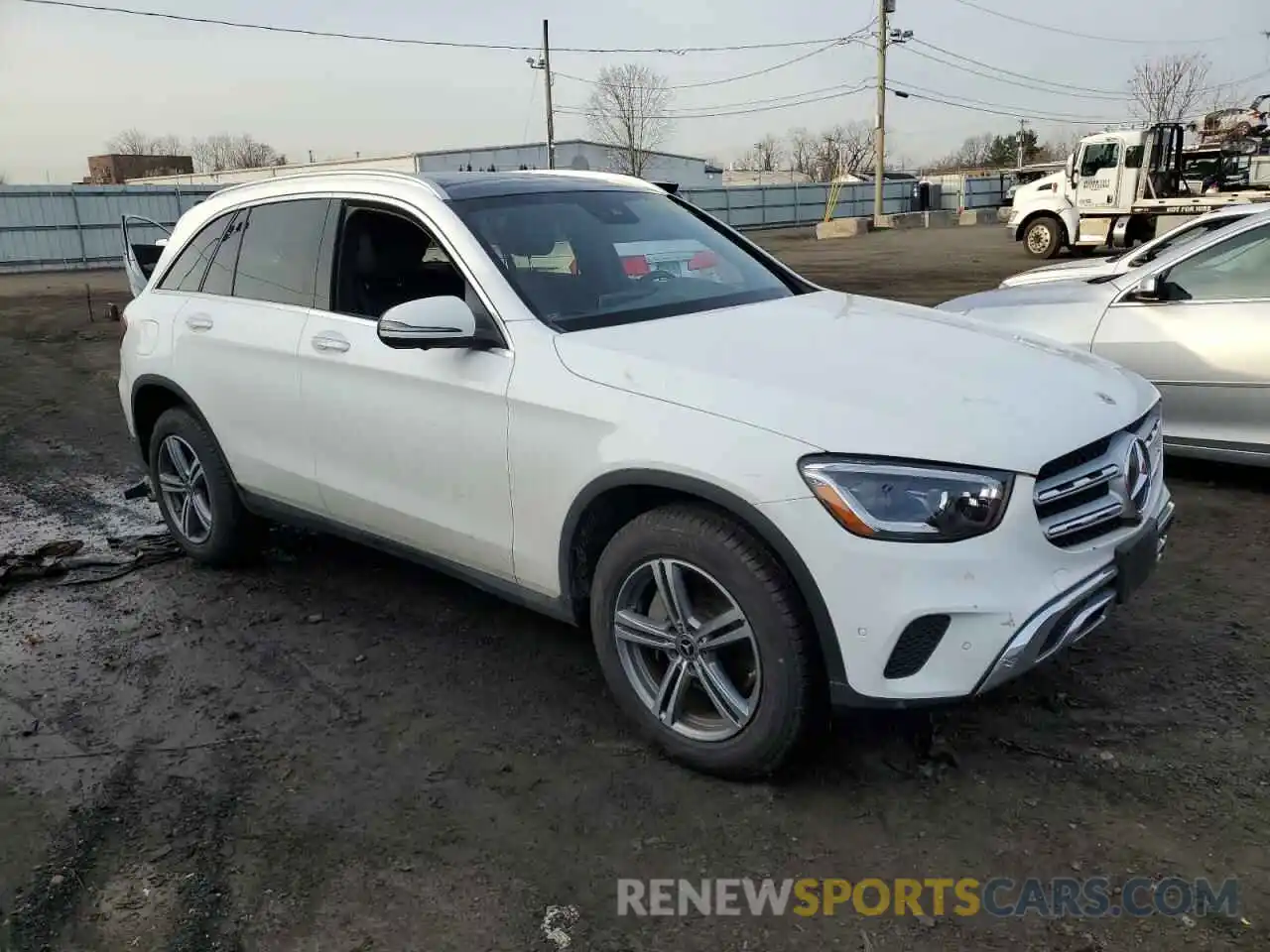 4 Photograph of a damaged car W1N0G8EB3MV281734 MERCEDES-BENZ GLC-CLASS 2021