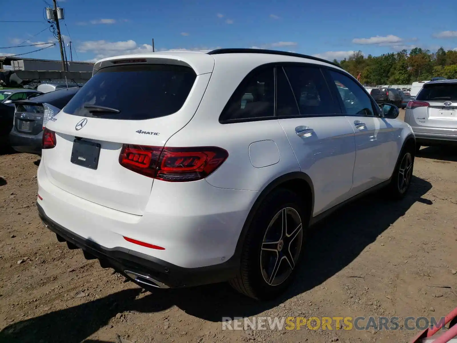 4 Photograph of a damaged car W1N0G8EB4MF967792 MERCEDES-BENZ GLC-CLASS 2021